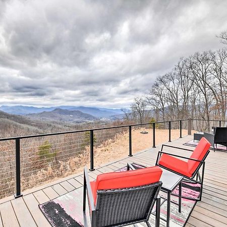 Scenic Hillside Cabin In Sylva With Hot Tub And Views! Exterior photo